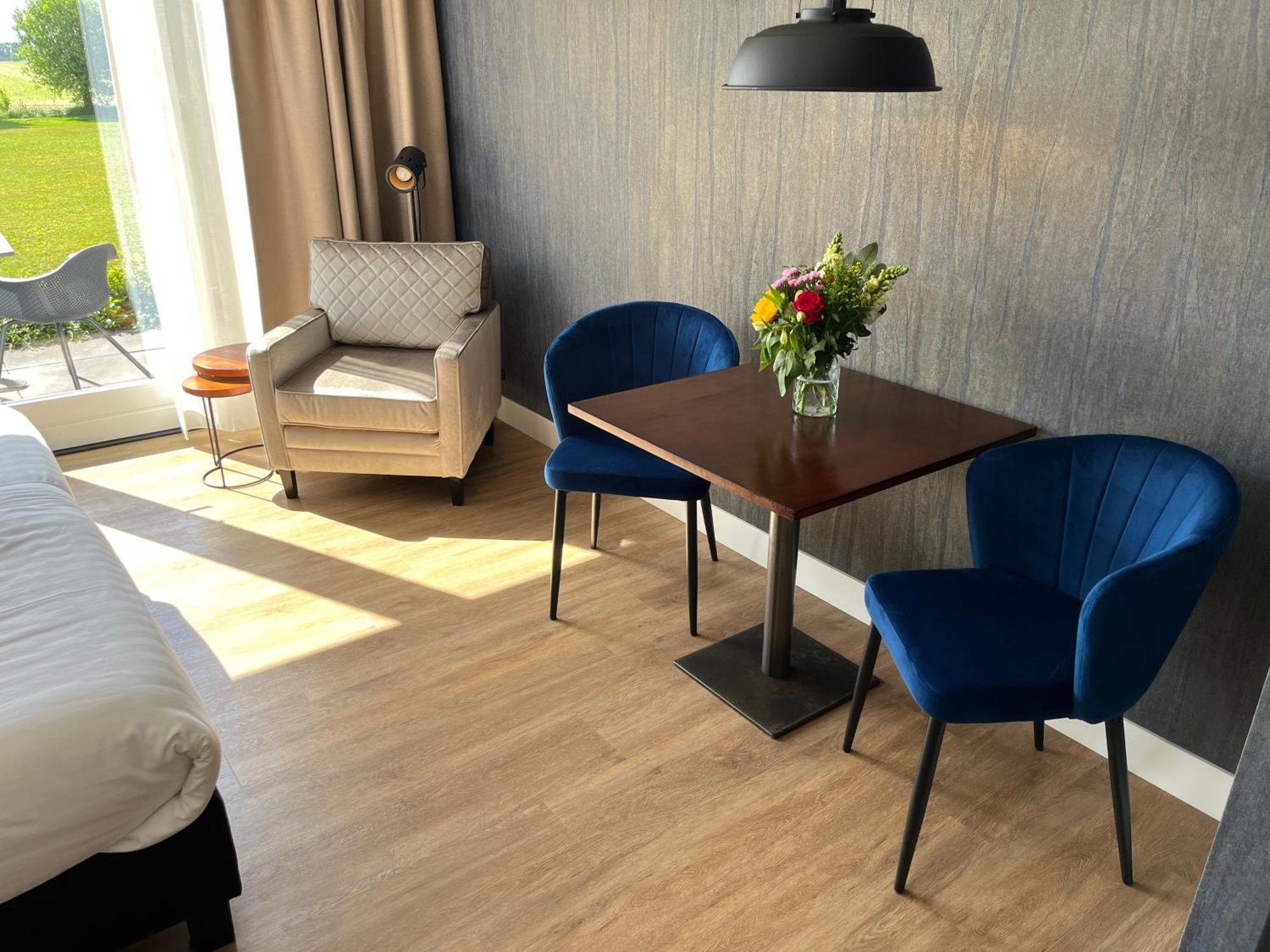 De Tien Wilgen Apartment Oosterblokker ภายนอก รูปภาพ
